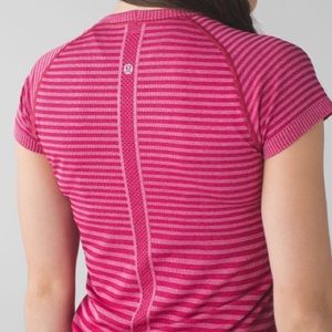 Lululemon Swiftly Tech Tee size 8